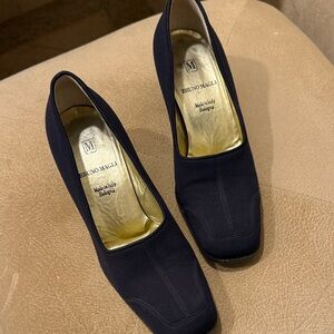 black 6 1/2 womens heels. bruno . made in italy